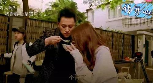 暑假娱乐圈恋情爆料,甜蜜瞬间与神秘牵手