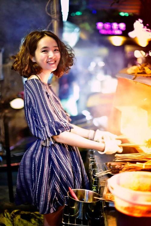 爆料烧烤西施视频在线看,独家视频带你一睹芳华 第2张 爆料烧烤西施视频在线看,独家视频带你一睹芳华 第2张