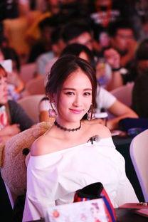 娱乐吃瓜陈乔恩视频,娱乐圈幕后故事大揭秘 第2张 娱乐吃瓜陈乔恩视频,娱乐圈幕后故事大揭秘 第2张