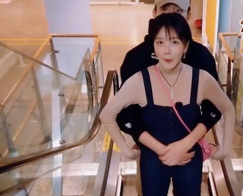 娱乐大爆料今日直播回放,今日直播精彩瞬间回顾 第2张 娱乐大爆料今日直播回放,今日直播精彩瞬间回顾 第2张