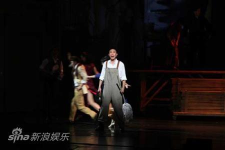 潘大帅爆料歌剧演员视频,歌剧演员幕后视频引发热议  第2张