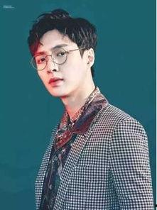 眼镜男娱乐圈爆料,眼镜男明星背后的惊人真相