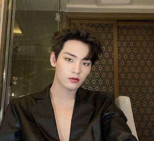 娱乐圈爆料任敏简介视频,娱乐圈爆料下的璀璨星途  第2张