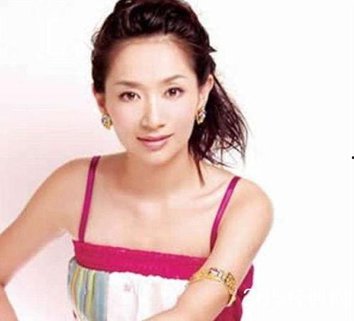 主持人王芳最新爆料,揭秘娱乐圈最新热点事件