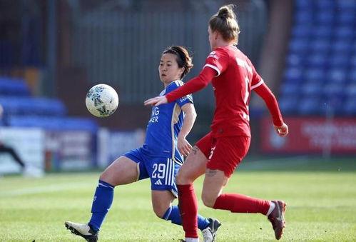 英媒足球爆料最新消息,足坛最新转会动态，巨星动向揭秘！